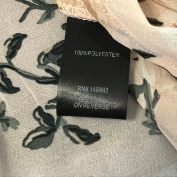 NWT Torrid Peach Floral Button Down Long High Low Blouse 1X (Torrid Size 1) - Picture 13 of 15